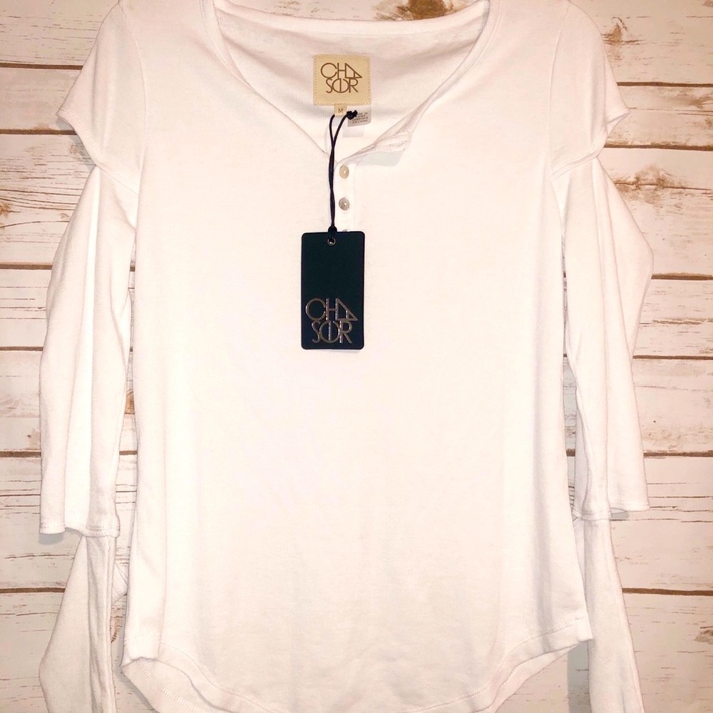 Chaser Medium Buttoned Long Opened Sleeve Top